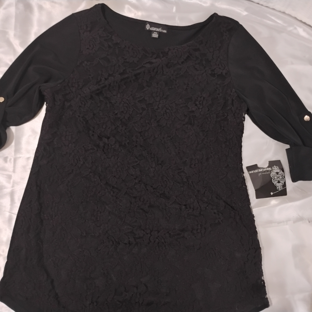 Signature Studio Black Lace Top with Gold Button Size M